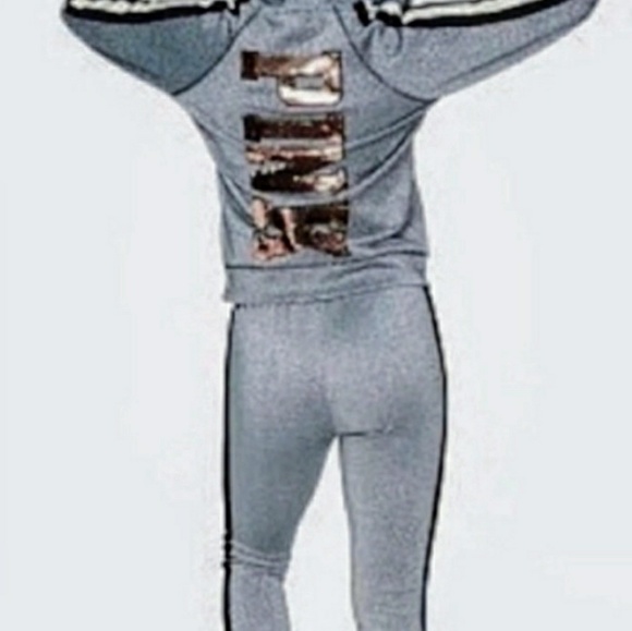 🆕 - Picture 2 of 8